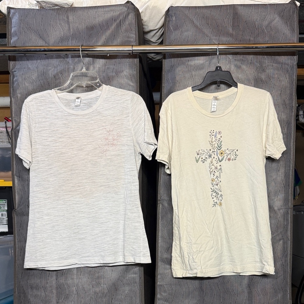 Stylish Graphic T-Shirts - Grey & Cream
